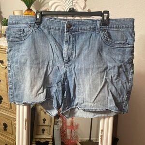 😎😎😎BOGOHO 😎😎😎Jean shorts
